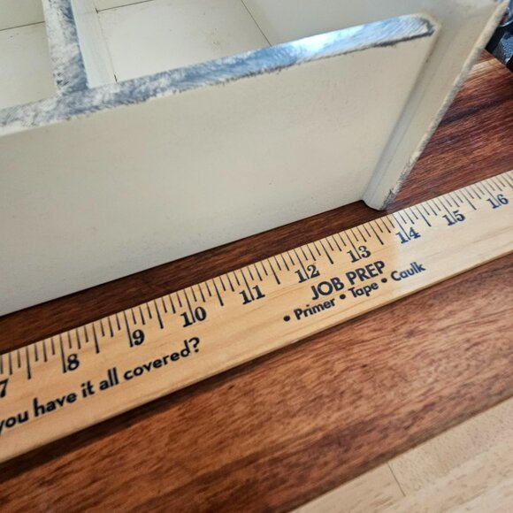 Wood curio trinket shelf - Picture 5 of 7